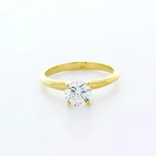 Solitaire Engagement Ring Classic 14K Gold 1 Carat Round Lab-Grown Diamond E VS1