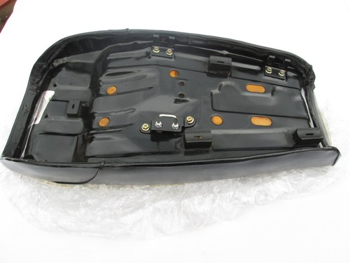 Kawasaki Z900 A4 original seat - Picture 3 of 7