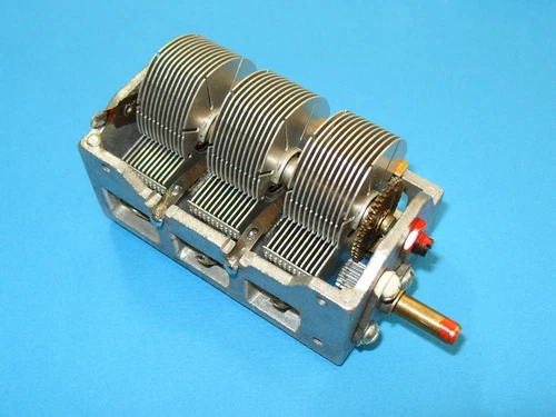 Vintage Triple Gang Variable Air Capacitor 10-430pF Gear Drive Tested USSR КПВ-3