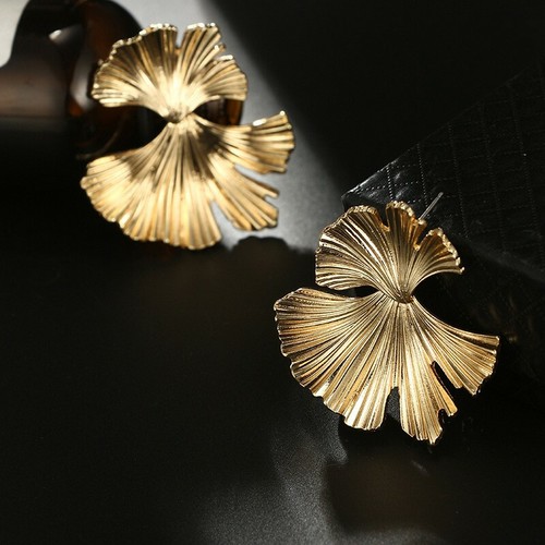 Fashion Women Boho Creative 3D Gold Carved Ginkgo Leaves Earrings Stud 0049 - Picture 3 of 5