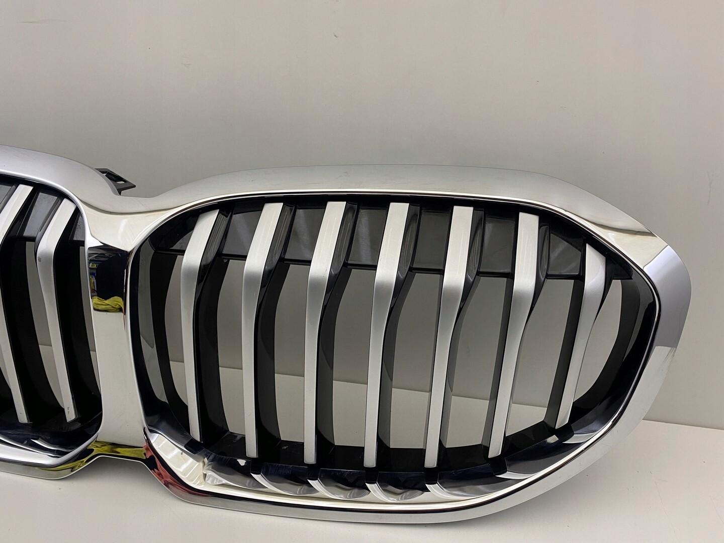 BMW 1er F40 Kühlergrill Ziergitter links rechts Gitter Grill Basis 