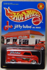 Dairy Delivery 1985 Divco 200C Hot Wheel Jiffy Lube Exclusive Oil Truck Diorama