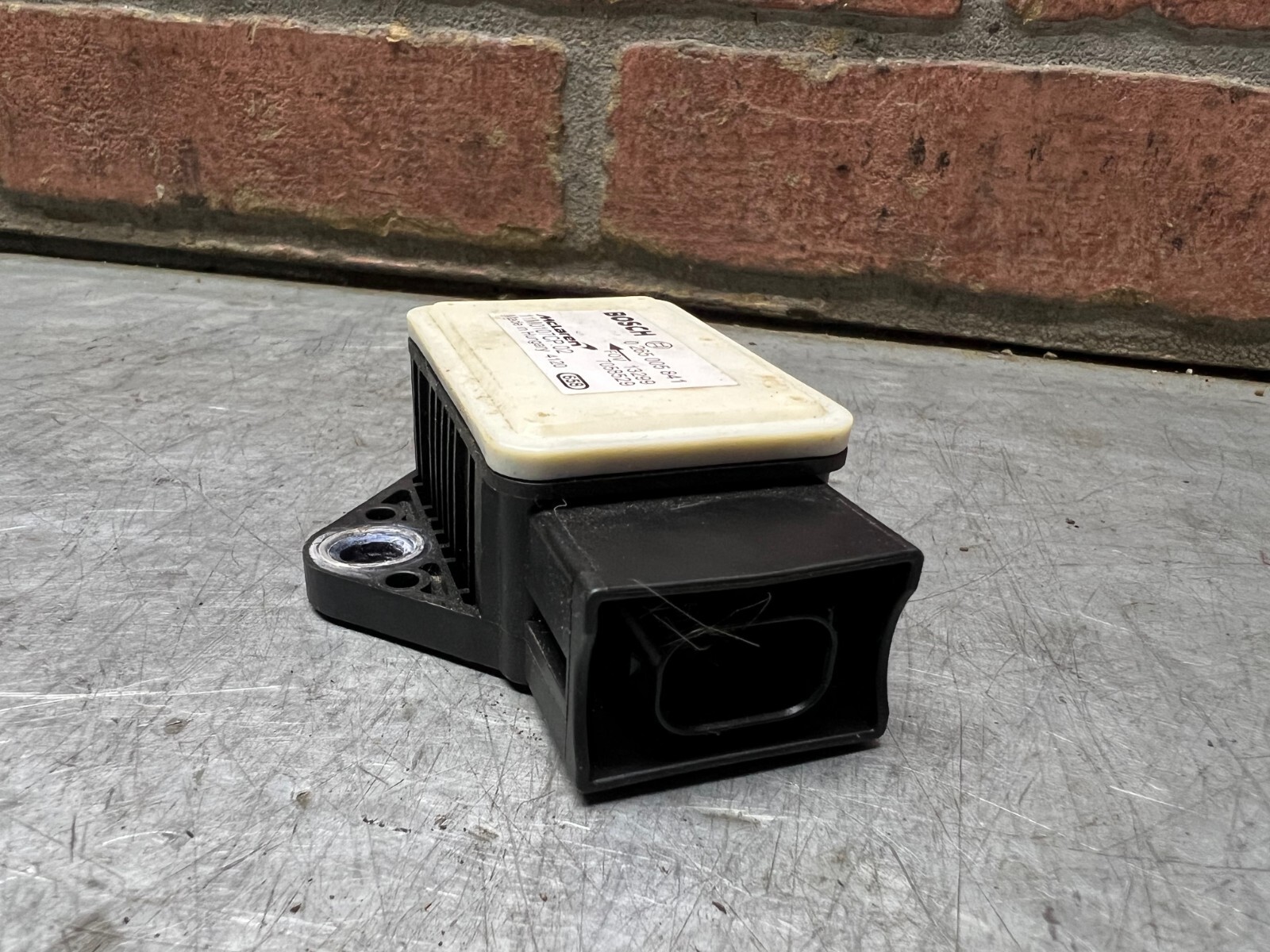 2015 McLaren Spider Yaw Rate Sensor Module 11M0107CP