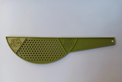 Vintage Remembrance Pot Strainer Tony The Tiger Avacado Green Brown & Bigelow