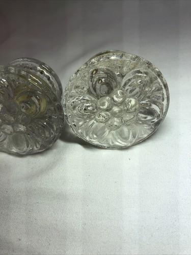 Vintage Crystal Door Knobs Round With Flower Motif 6 Petal Flower Clear Set of 2 - Picture 5 of 6