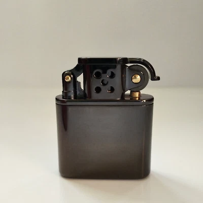 Zorro 506 Black Ice - Encendedor de gasolina de latón - con caja de regalo y pedernal