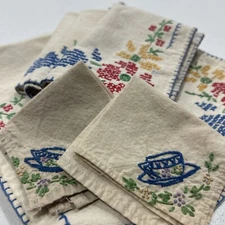 Vintage Cloth Child 3 Placemats 4 Napkins 1 Table Topper Embroidered TeacupLot 8