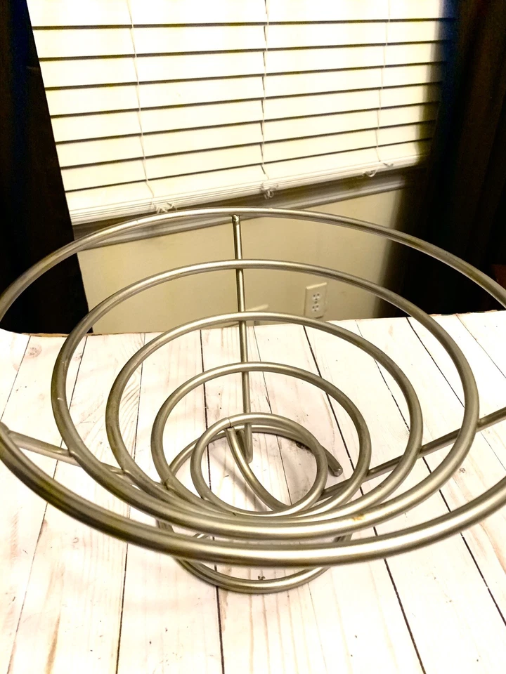 Impresionante Cesta de Frutas WIRE, Soporte de Tazón de 12" Soporte de Exhibición Moderno Acero Inoxidable Foto 3 de 4