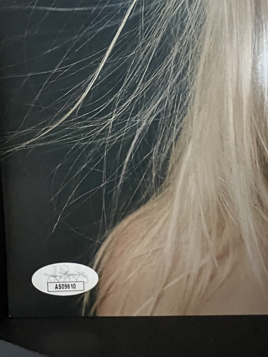 Renée HALPERN 証明書あり　サインあり RENEE RAPP SIGNED SNOW ANGEL VINYL INSERT 11X11 PHOTO - JSA
