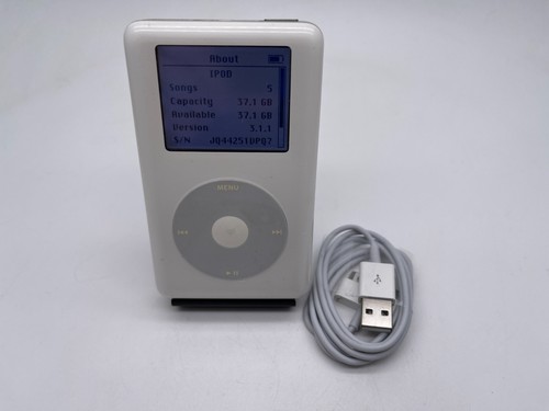 Apple iPod Classic 4th Generation White 40GB A1059 FULLY WORKING - Picture 2 of 8