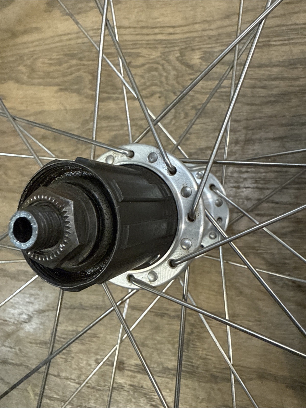 Weinmann BCX 3 Anodized Red Shimano Alivio FH-MC12 26" 32h 135/100mm Wheelset