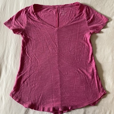 Banana Republic T-Shirt Women s XS Pink V-neck Short Sleeve Casual Summer Casual