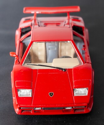 ランボルギーニ カウンタックBBURAGO (1988) Amazon | BBURAGO ブラーゴ burago 1/24 LAMBORGHINI COUNTACH