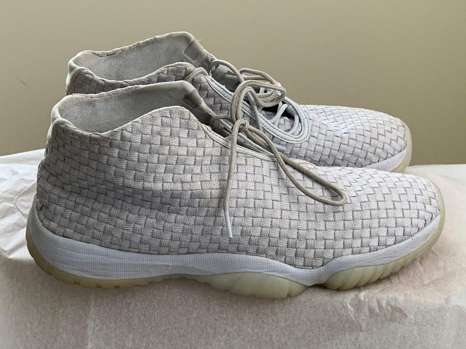 jordan future pure platinum