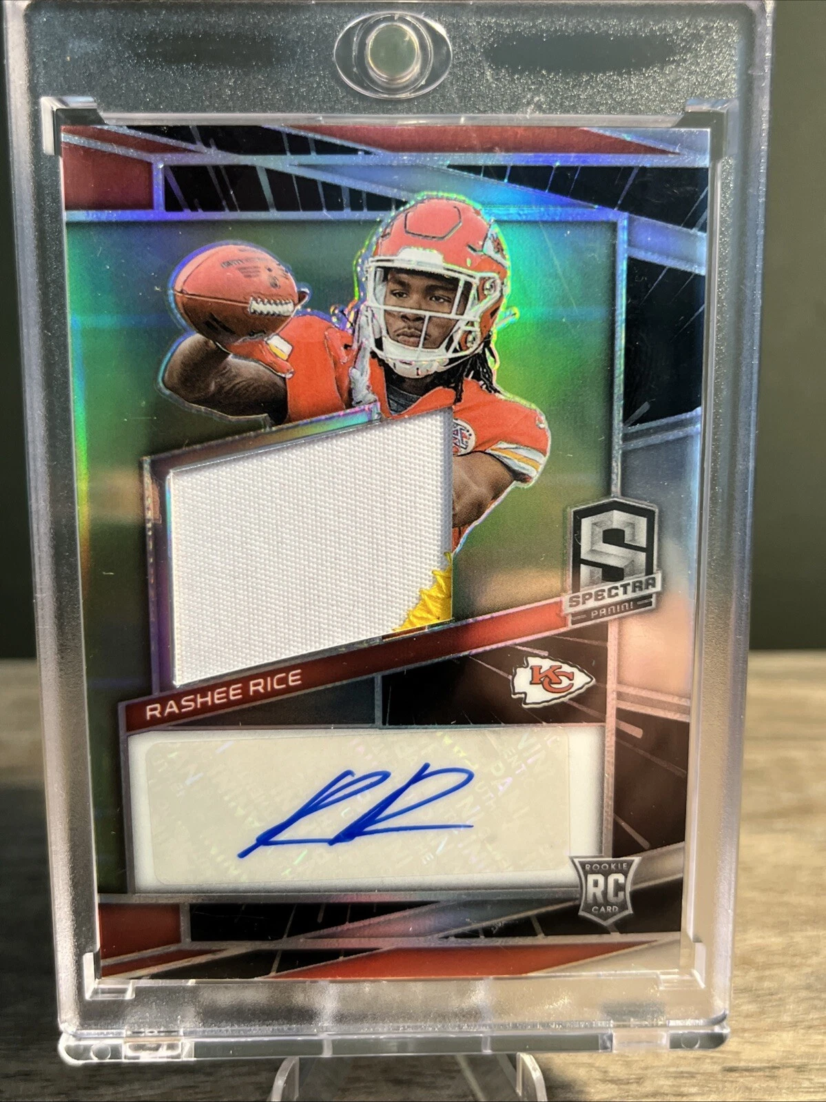 2023 Panini Spectra - Rookie Patch Autographs Hyper Prizm #230 Rashee Rice /60