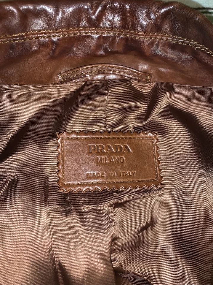 Prada Milano коричневая куртка - Изображение 4 из 4
