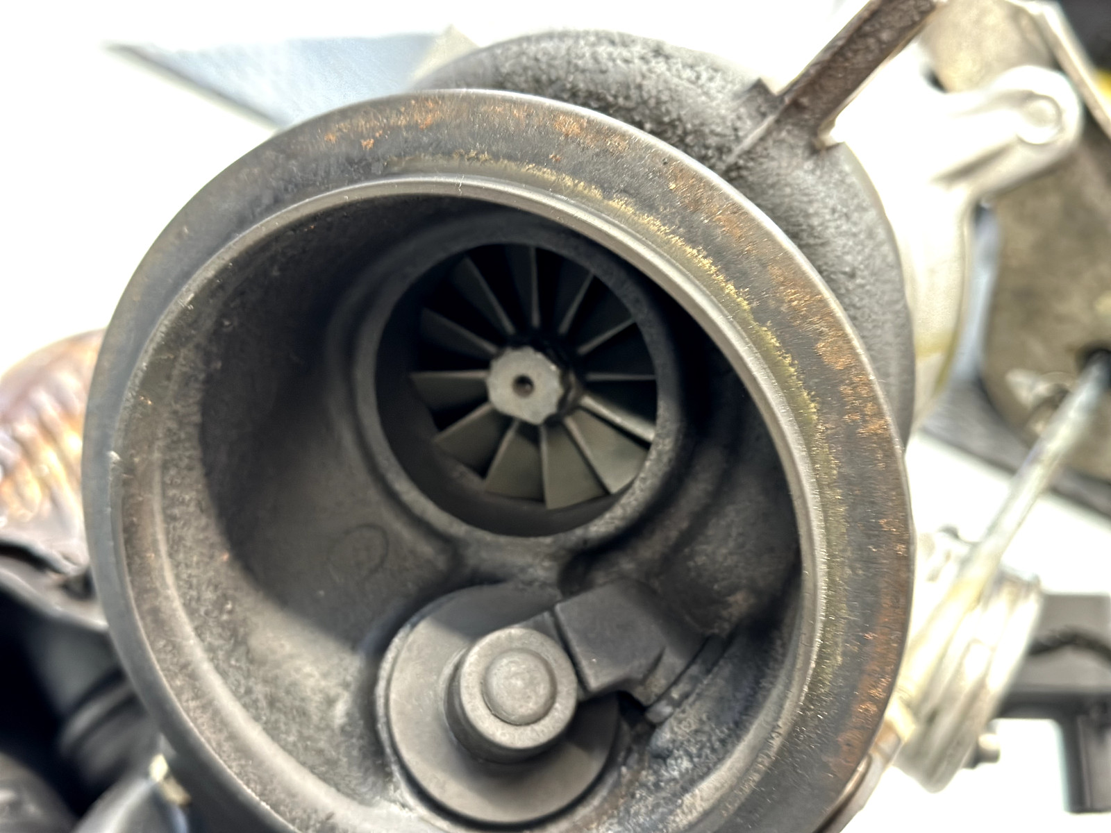 McLaren 570 GT4 turbochargers 13F0546CP 13F0545CP Left+Right OEM used