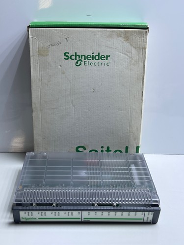 Schneider M525200002-E2 8Analog Input & 4 Analog Output Module