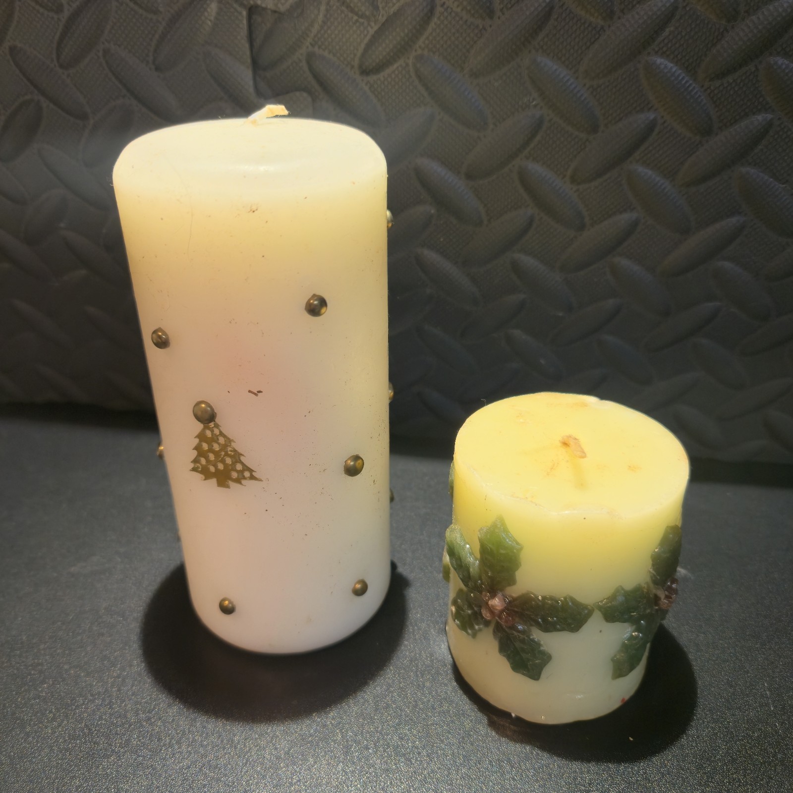 Set Of (2] Decorative Christmas Themed Candles - One 6", One 3" image 5