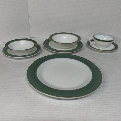 Vintage Pyrex Teal Green 7 Pc Place Setting In Good Shape