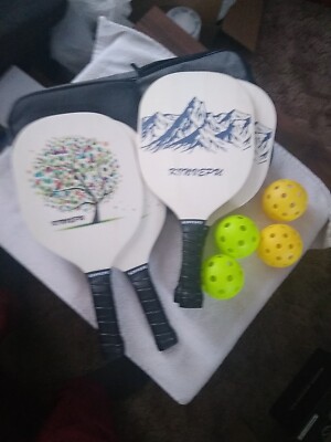 NEW Set of 4 KINVEPU Pickleball Paddles, Rackets, Pickleballs, Carry Bag