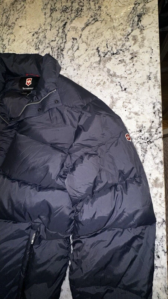 Chaqueta acolchada Victorinox azul marino talla grande Foto 2 de 4
