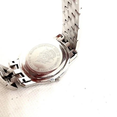GUCCI 5500M Herrenuhr in funktionstüchtigem Zustand. Koffer und Gürtel Ultraschall gebraucht - Bild 6 von 12