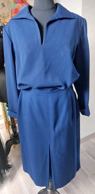 Yves St Laurent Schneider linkes Ufer Paris Made in France dunkelblau.  