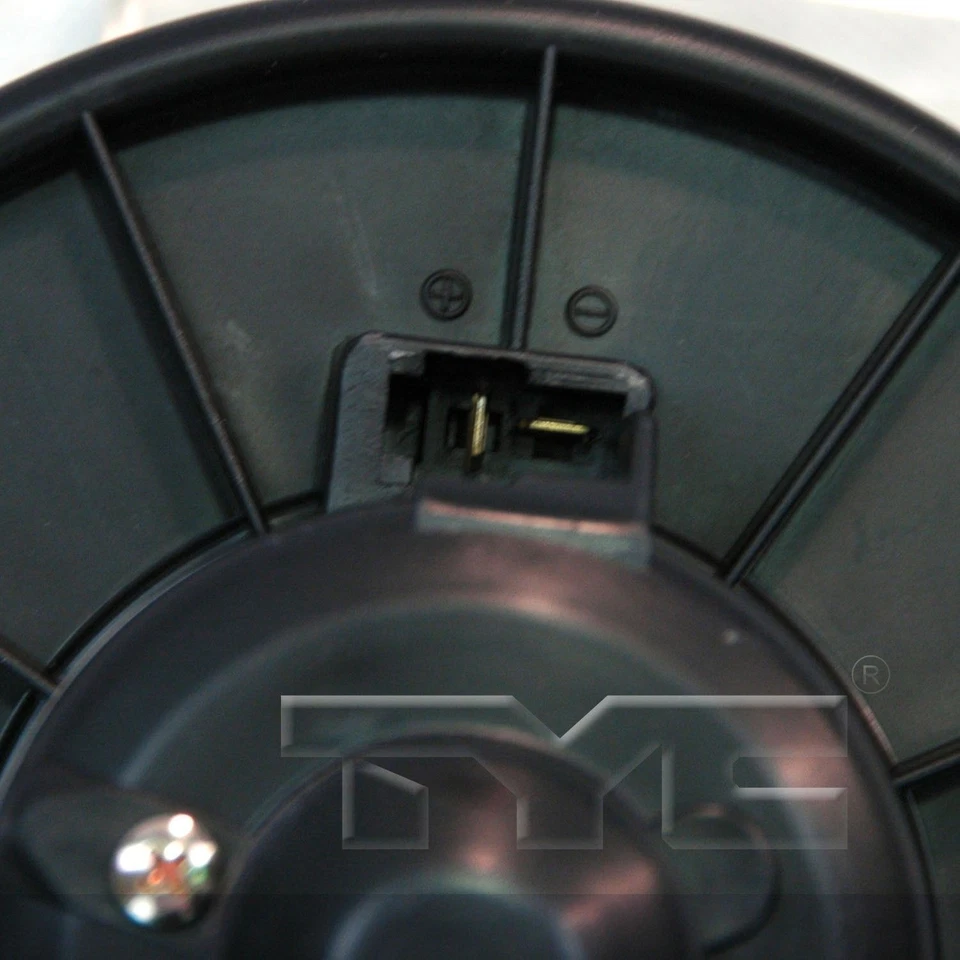 Конденсаторная воздуходувка в сборе TYC 700084 A/C для 93-02 Colt Mirage - Изображение 3 из 4