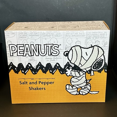 Peanuts Snoopy Woodstock Salt Pepper Shakers Halloween Skeleton Costume Doghouse - Picture 5 of 6