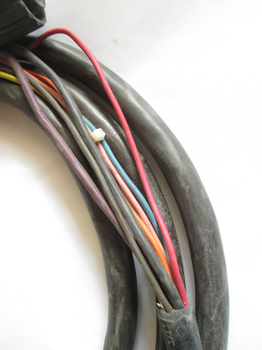 SS-117ラチェット Miller Electric 163519 Welder AWM Port Cable 8 Pin, 600V 12