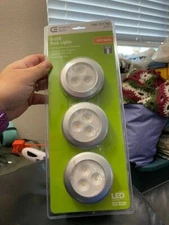 Commercial Electric 2.99 in. LED Silver Battery Operated Puck Light (3-Pack) New