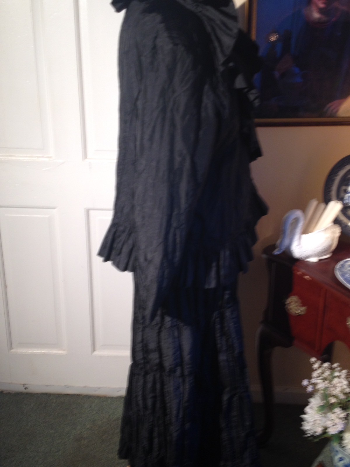 TALLY TAYLOR PARIS ROME CRINKLE BLACK TWO PIECE SKIRT SET-SIZE12-STUNNING STYLE!