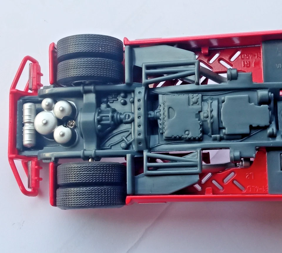 SCHUCO 1/43  Truck Mercedes Benz Tiger Race Team ESSO - Imagen 3 de 4