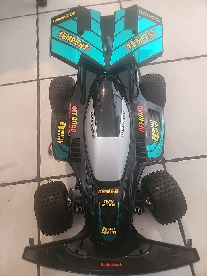 Radio Shack Tempest Vintage Twin Motor Off Road 4x4 RC Vehicle - Image 2 of 4