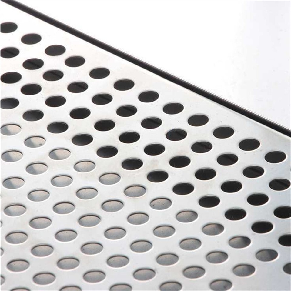 Prevent Spills and Maintain a Clean Bar with Stainless Steel Beer Drip