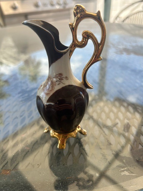 Handmade Minature Cermic Pitchure by Gladys Kerr