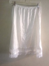Vtg, Vanity Fair Half Slip Elastic Waist Lace Bottom ,White ,LG,80s