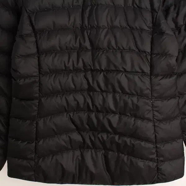 The North Face Women's Lightweight Down Puffer Jacket thumbnail 5