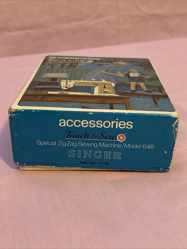 Vintage Singer Touch & Sew Zig Zag Model 648 Accessories Kit Box - Bild 2 von 24