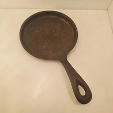 Small Cast Iron Un Named Griswold Wagner Wapak Sidney