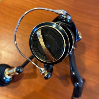 Daiwa 23 SALTIGA 5000-XH Spinning Reel | eBay
