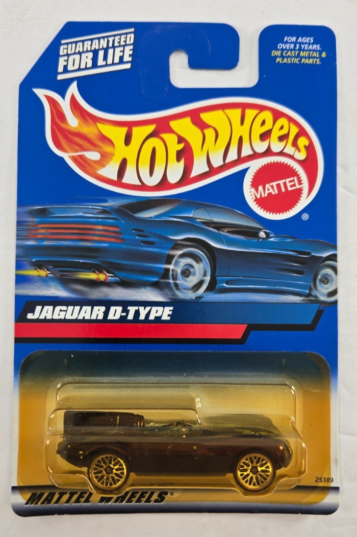 Jaguar D-Type Hot Wheels 2000 180 Collector Series Diecast Car  Mattel 25389