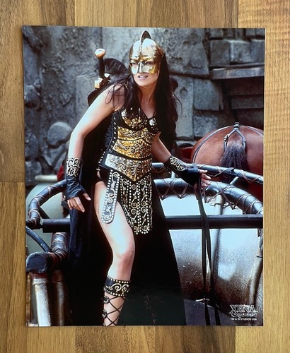 Foto originale ufficiale Xena Lucy Lawless 8x10 XE-LL111 fotografia - Foto 1 di 2