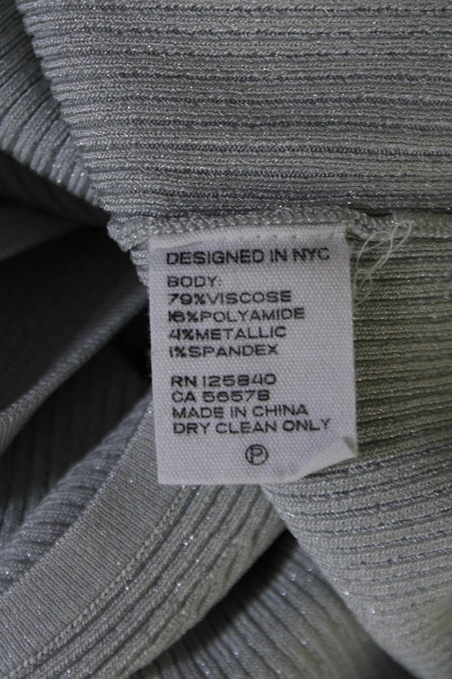 Suéter regata Intermix feminino gola quadrada sem mangas glitter com nervuras verde tamanho P - Imagem 4 de 4