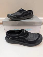 Bzees Black Slip-On Serenity Shoes Size 6.
