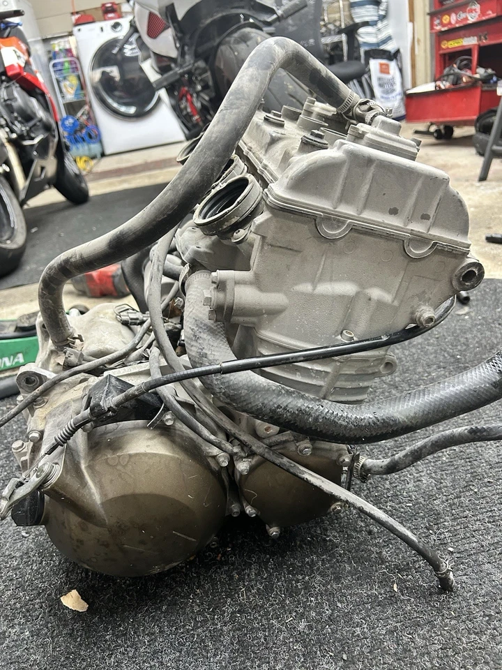 Kawasaki Ninja Zx6r 2003 2004 motor (en funcionamiento) leer Foto 3 de 4