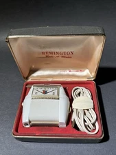 Vintage Remington Roll-A-Matic  Shaver By Remington Rand Pre-owned 