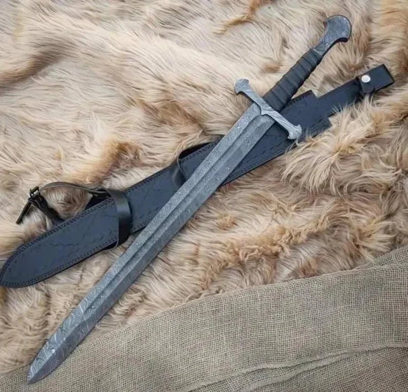 Custom Handmade Damascus Steel Blade Battle Ready Viking Sword | Hunting Sword