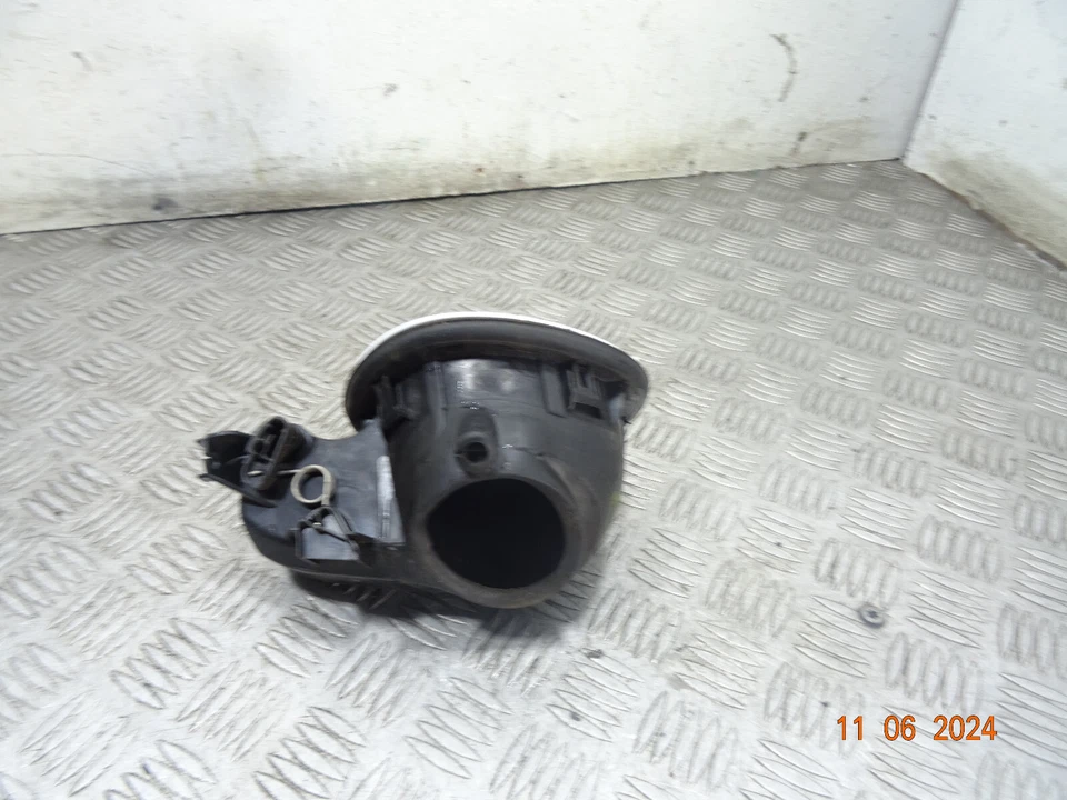 2017 FORD TRANSIT COURIER TREND 1.5 TDCI MK1 P-V MANUAL FUEL FILLER FLAP *5896 - Image 4 of 4